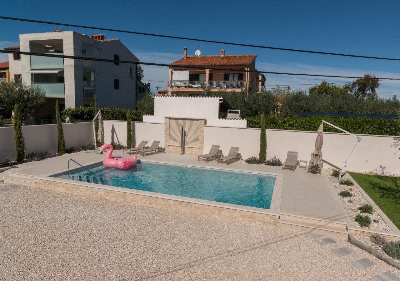 Villa Roza Umag Exterior photo